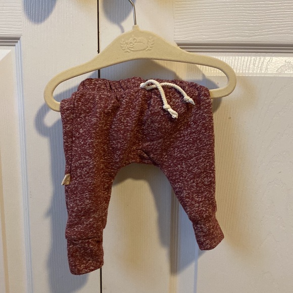 Childhoods Sweats Set! - Picture 4 of 4